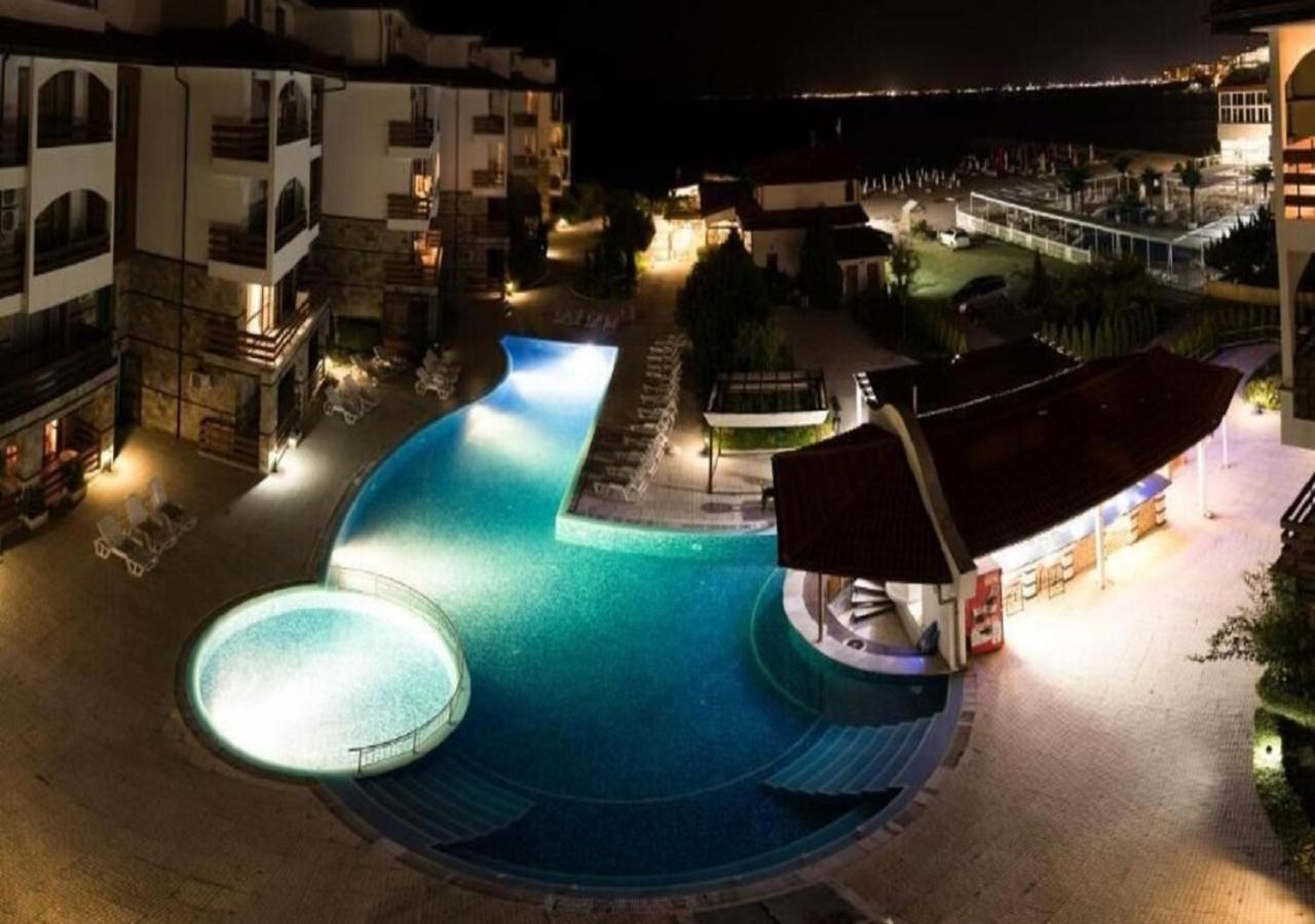 Robinson Beach Apartments 엘레니테 외부 사진