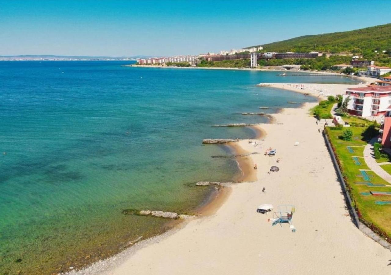 Robinson Beach Apartments 엘레니테 외부 사진