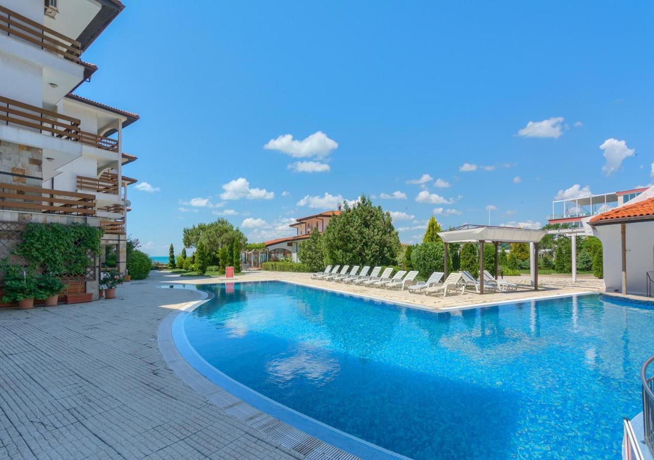 Robinson Beach Apartments 엘레니테 외부 사진