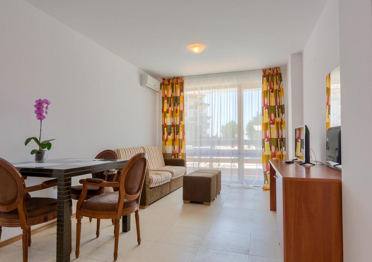 Robinson Beach Apartments 엘레니테 외부 사진