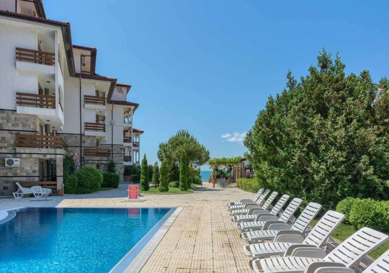 Robinson Beach Apartments 엘레니테 외부 사진