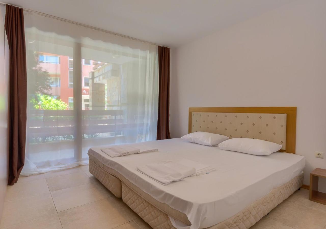 Robinson Beach Apartments 엘레니테 외부 사진