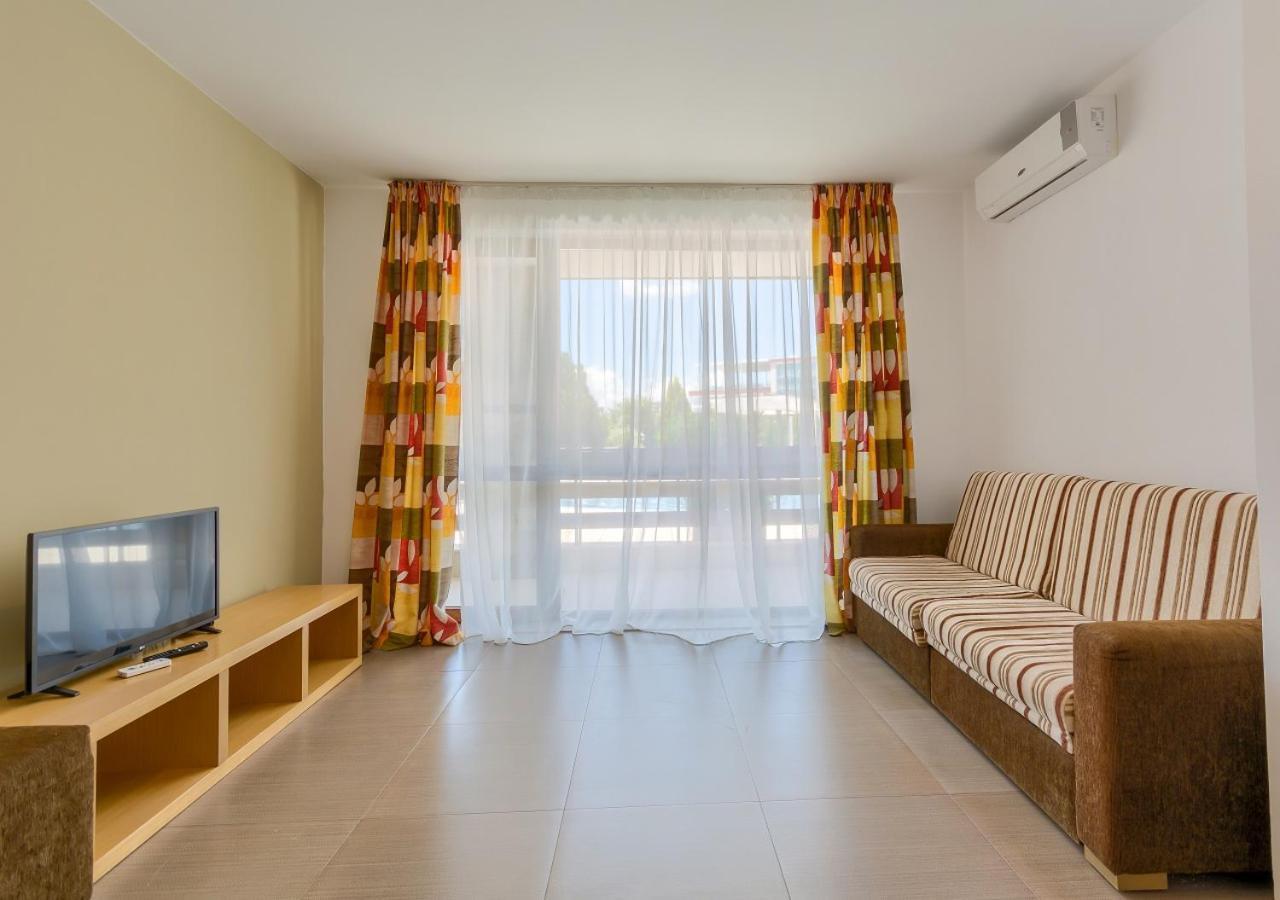 Robinson Beach Apartments 엘레니테 외부 사진