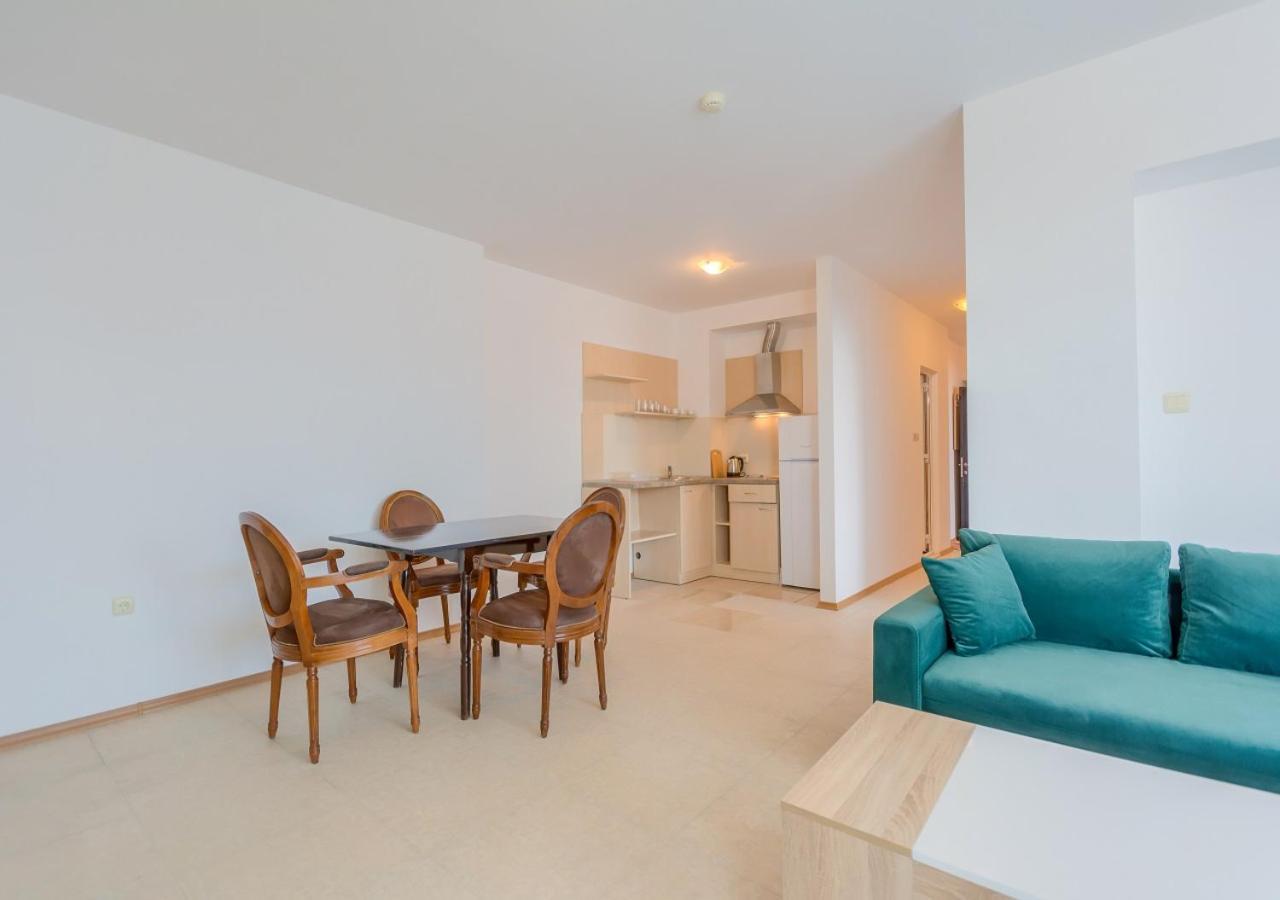 Robinson Beach Apartments 엘레니테 외부 사진