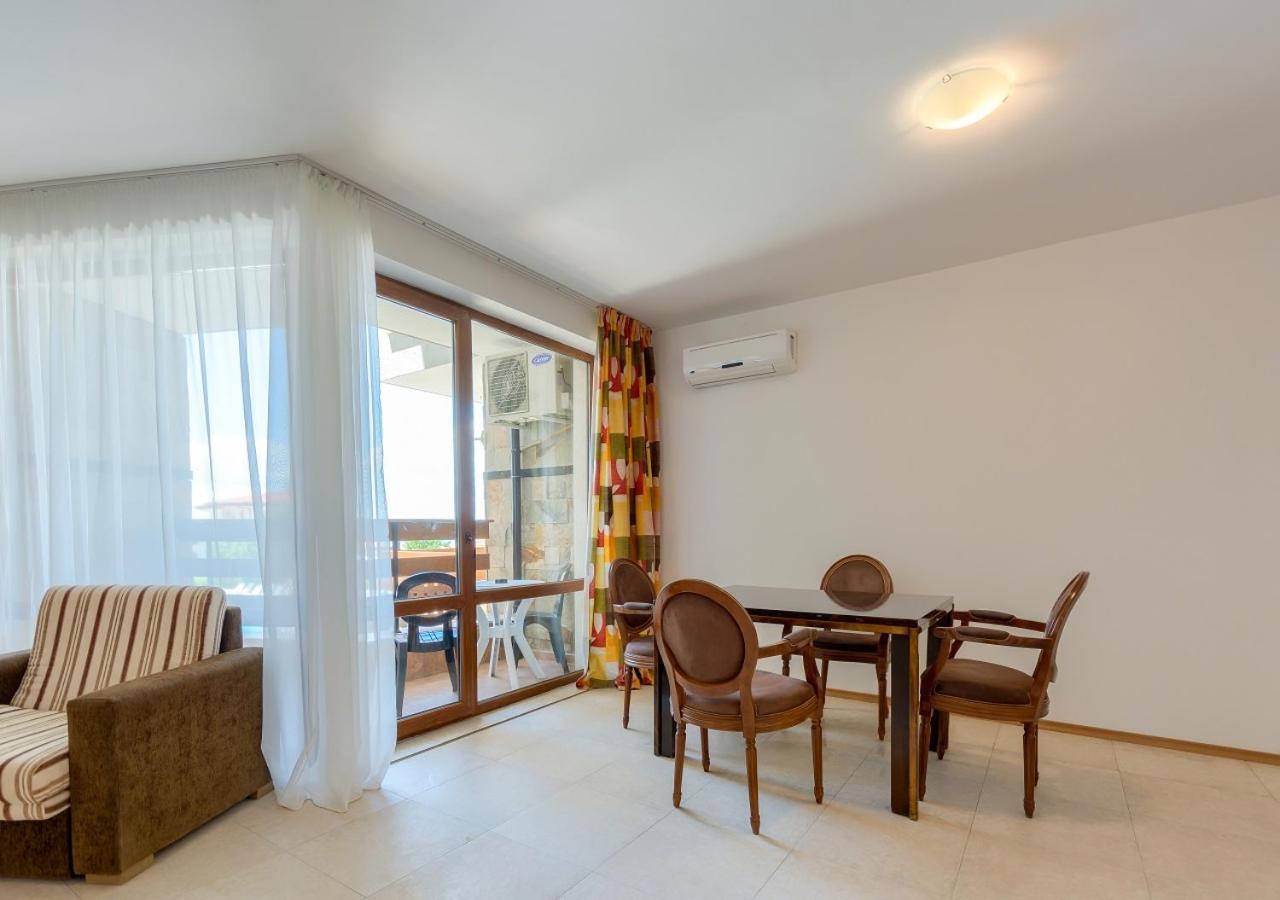 Robinson Beach Apartments 엘레니테 외부 사진