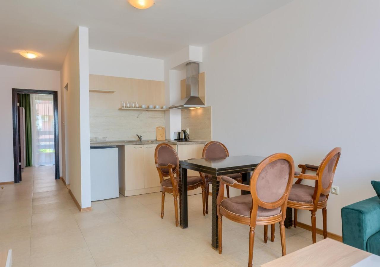 Robinson Beach Apartments 엘레니테 외부 사진
